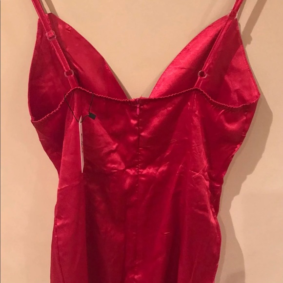 Lace up satin dress - Picture 4 of 4